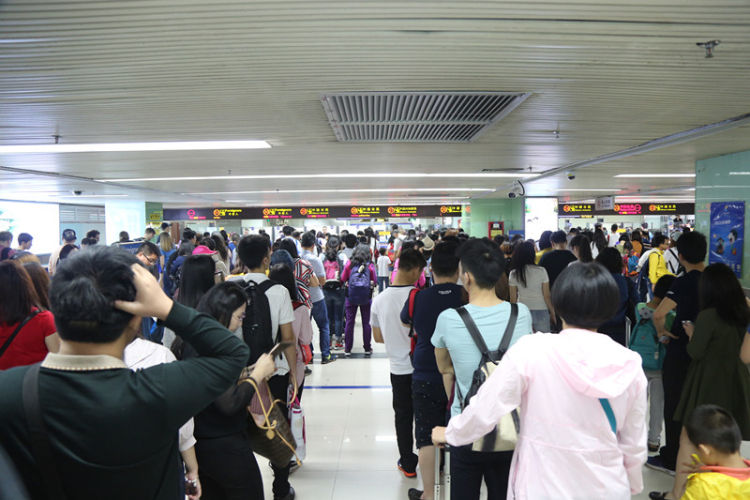 深圳北深圳罗湖口岸预约车接送